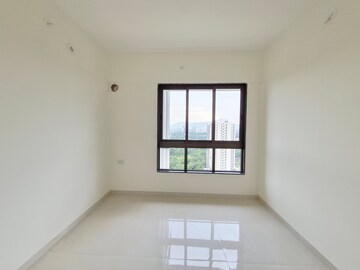 Room in 3 BHK Apartment at Runwal My City, Dombivli East – for Rent