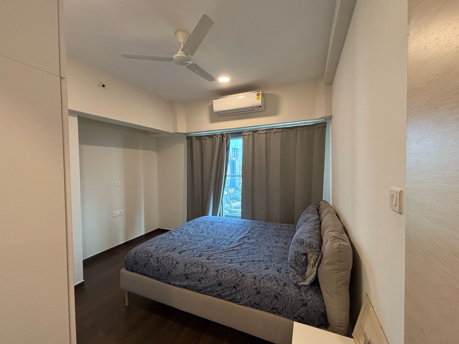 2 BHK + Pooja Room Apartment For Rent in Lodha Parkside