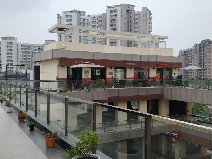 Exterior View, v-square-oodles-skywalk Commercial Shop 350 Sq.Ft. In Sector 83 Gurgaon 9278632