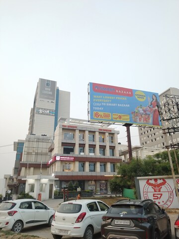  Shop – Exterior View View at V Square Oodles Skywalk, Sector 83 - for Rent