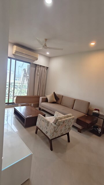 2 BHK Apartment For Rent in Raheja Acropolis, Deonar