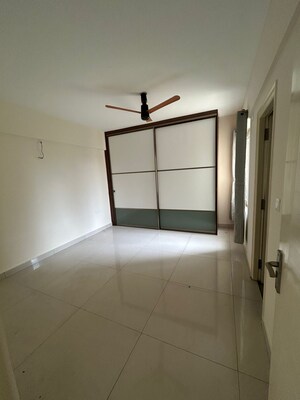 2 BHK Apartment For Rent in Mahaveer Celesse, Hunasamaranahalli