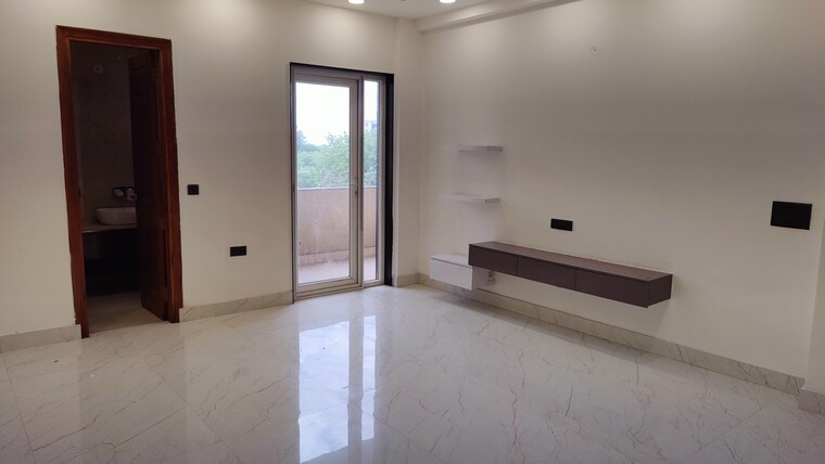 Room, green fields colony 4 Bedroom 2880 Sq.Ft. Builder Floor In Green Fields Colony Faridabad 9278657