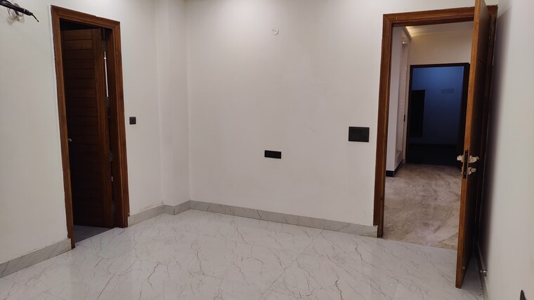 Room, green fields colony 4 Bedroom 2880 Sq.Ft. Builder Floor In Green Fields Colony Faridabad 9278657