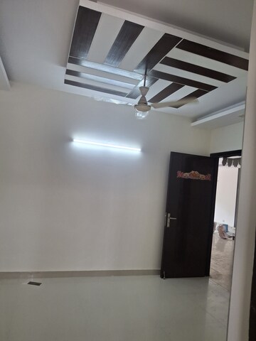 Furnished Amenities in 3 BHK Builder Floor at Sector 40 – for Rent