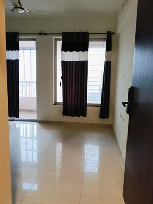 Room in 1 BHK Apartment at Jhamtani Vision Ace Phase 1, Tathawade – for Sale