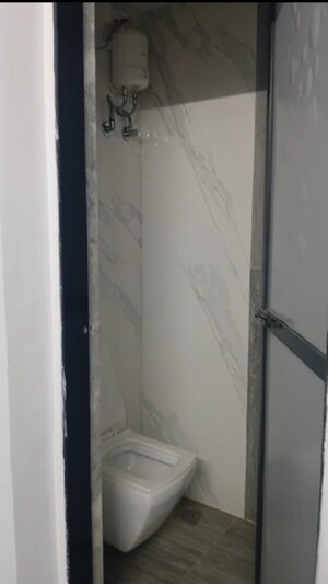 Attached Bathroom in 1 BHK Apartment at Fortune Vue, Jacob Circle – for Rent