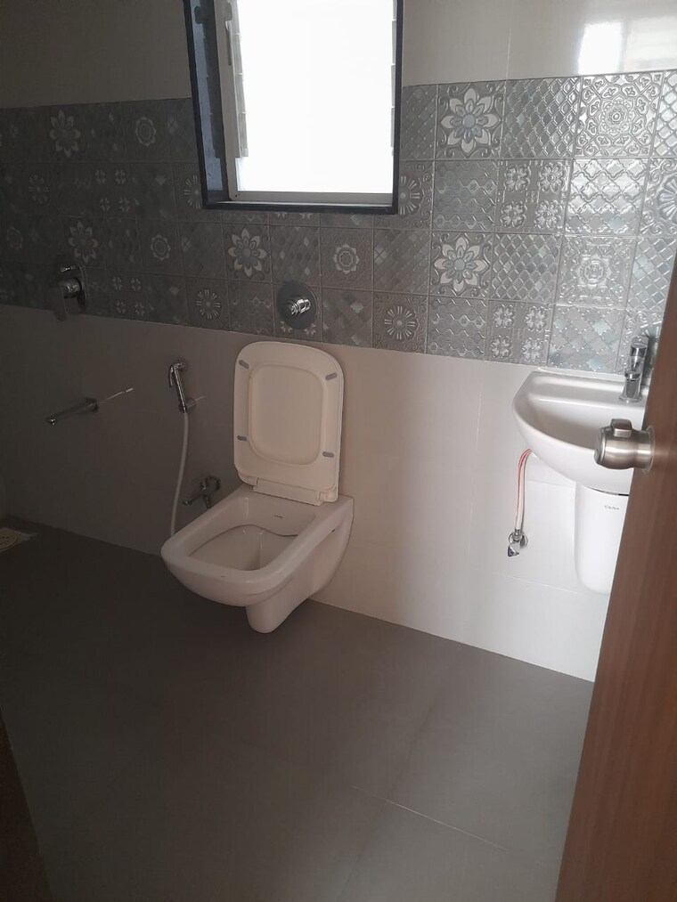 Bathroom, om-tropica 3 Bedroom 1350 Sq.Ft. Apartment In Ravet Pune 9278691