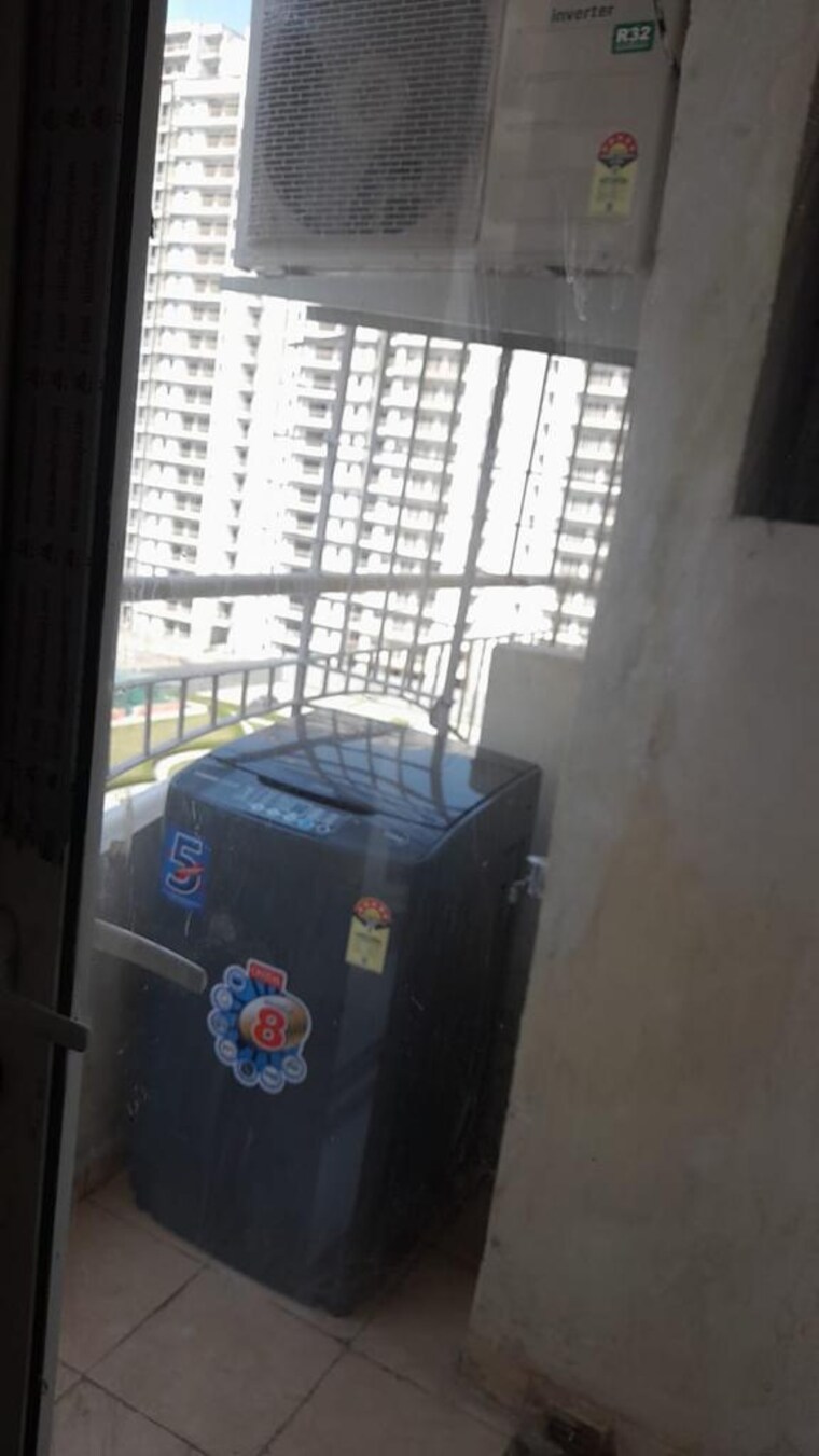 undefined, logix-blossom-zest Studio 500 Sq.Ft. Apartment In Sector 143 Noida 9278721