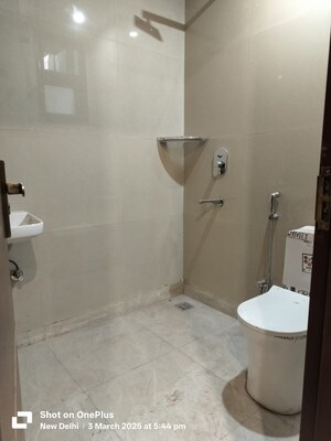 Bathroom in 2 BHK Builder Floor at Palm Residency Chhatarpur, Chattarpur – for Rent