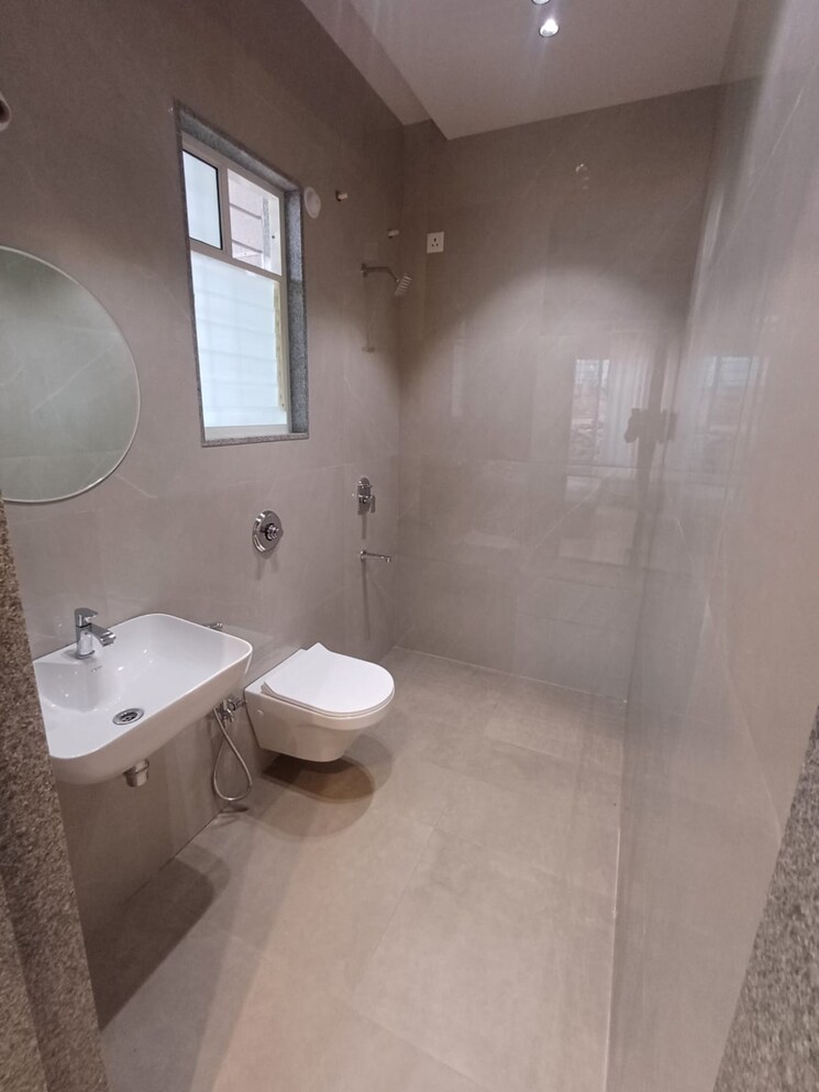 Bathroom, we-vardhman-optima-residency 4 Bedroom 2000 Sq.Ft. Apartment In Kondhwa Budruk Pune 9278784