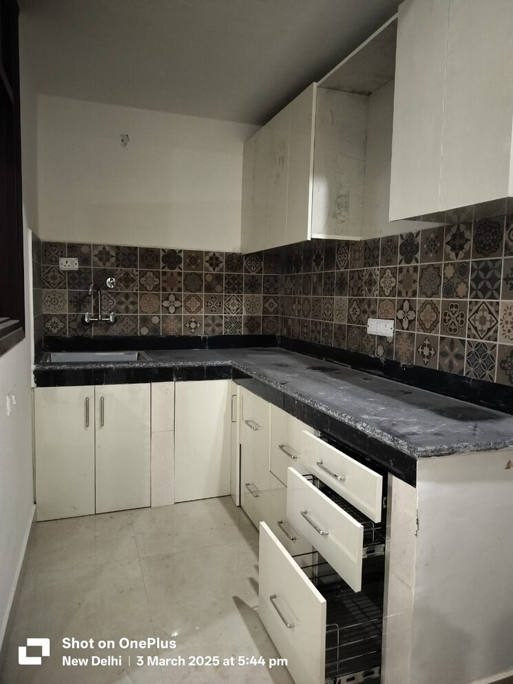 Kitchen, risland-sky-mansion 1 Bedroom 450 Sq.Ft. Builder Floor In Chattarpur Delhi 9278764