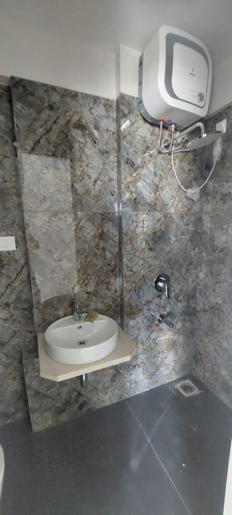 Bathroom, concrete-sai-samast 2 Bedroom 750 Sq.Ft. Apartment In Chembur Mumbai 9278771