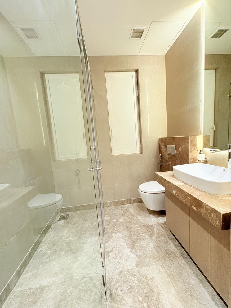 Bathroom, lower parel west 3 Bedroom 2450 Sq.Ft. Apartment In Lower Parel West Mumbai 9278791