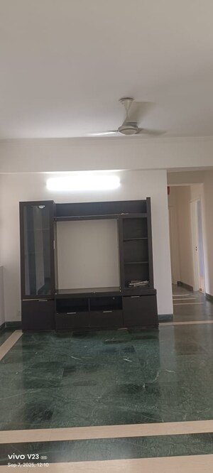 Room in 3 BHK Apartment at Bestech Park View City 2, Sector 49 – for Rent