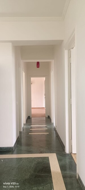 Building Lobby in 3 BHK Apartment at Bestech Park View City 2, Sector 49 – for Rent