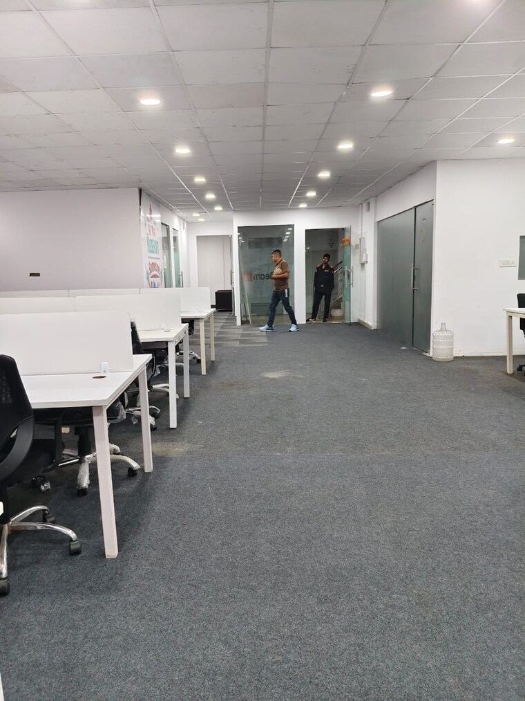 Team Area, sector 63 Commercial Office Space 3000 Sq.Ft. In Sector 63 Noida 9278769