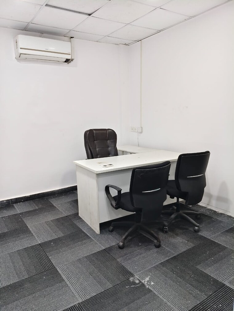 Team Area, sector 63 Commercial Office Space 3000 Sq.Ft. In Sector 63 Noida 9278769