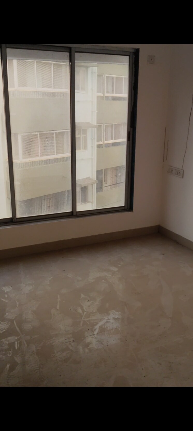 Room, dahisar west 2.5 Bedroom 635 Sq.Ft. Apartment In Dahisar West Mumbai 9278827