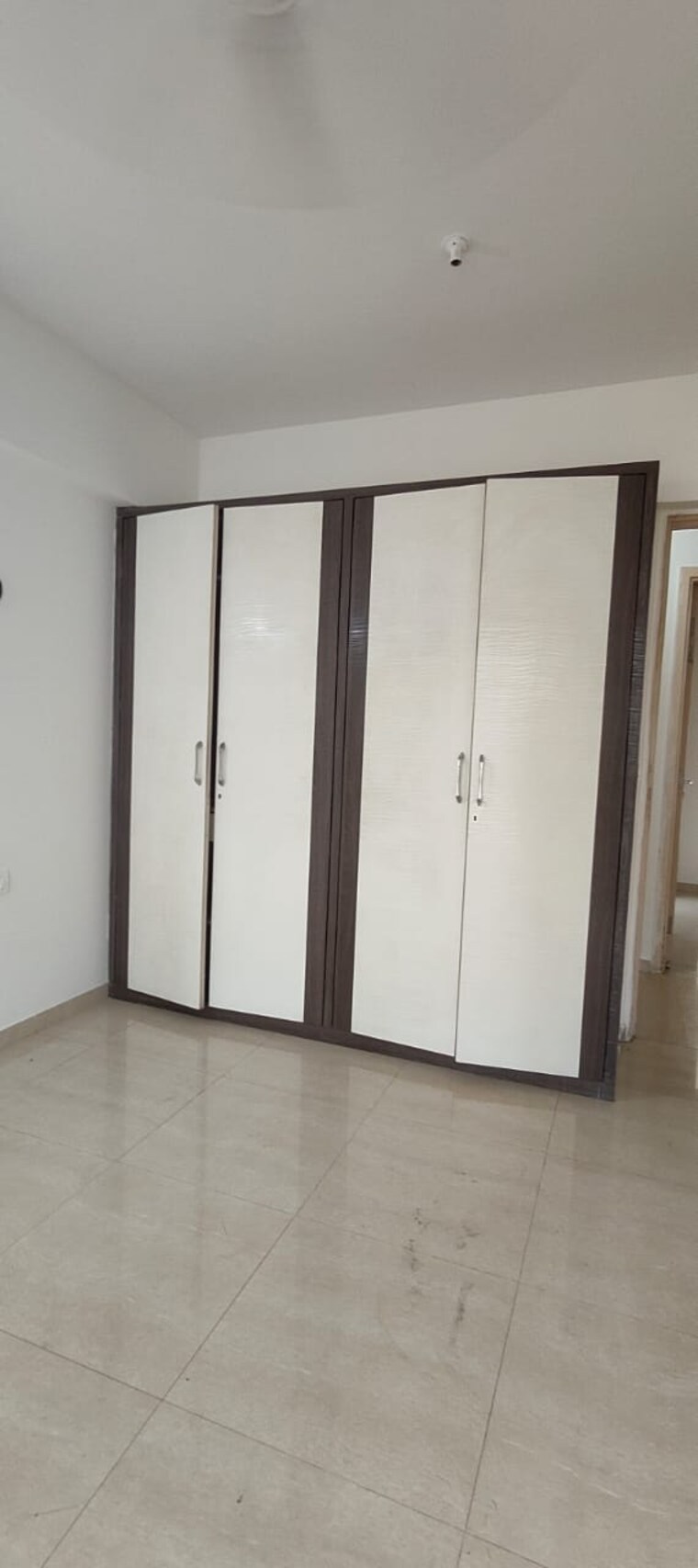 Room, hiranandani-estate-amanda 4 Bedroom 1200 Sq.Ft. Apartment In Ghodbunder Road Thane 9278821