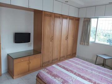 Master Bedroom in 3 BHK Apartment at Vyas Ranjeet Heights, Rambaug Colony – for Rent