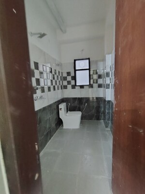 Kitchen in 1 BHK Builder Floor at Sector 23 – for Rent