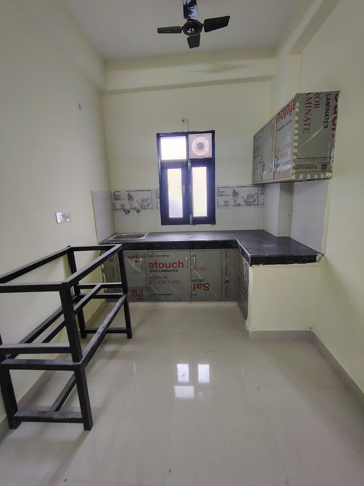 Kitchen, sector 23 1 Bedroom 160 Sq.Yd. Builder Floor In Sector 23 Gurgaon 9278890