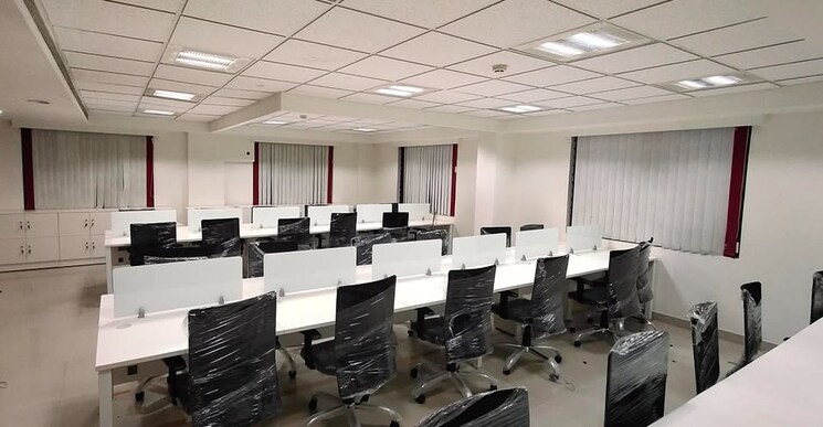 Team Area, ab road Commercial Office Space 2050 Sq.Ft. In Ab Road Indore 9278879