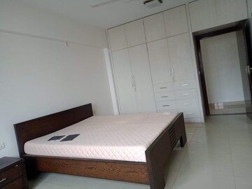 Bedroom in 3 BHK Apartment at Balmoral Hall, Bandra West – for Rent