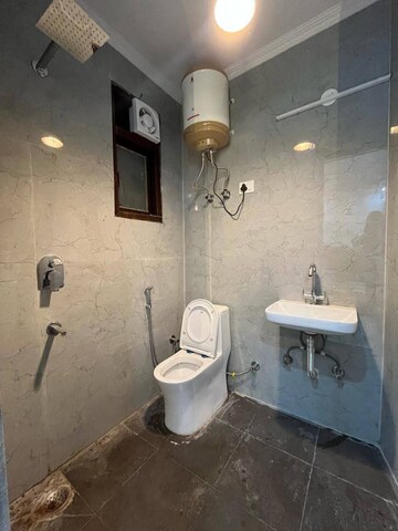 Bathroom in 3 BHK Builder Floor at Himgiri Enclave, Burari – for Sale