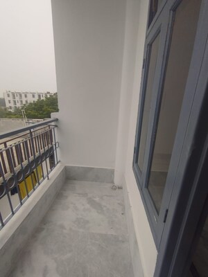 Balcony in 1 BHK Builder Floor at Chattarpur – for Rent