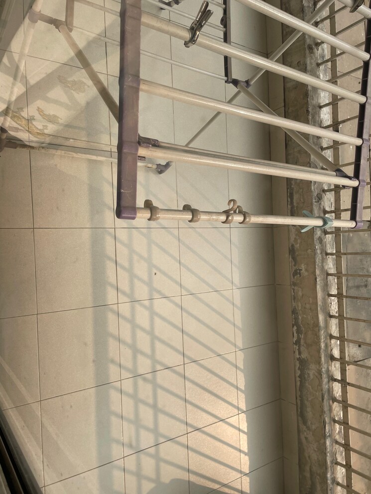 Other, maxblis-grand-kingston 3.5 Bedroom 2050 Sq.Ft. Apartment In Sector 75 Noida 9278909