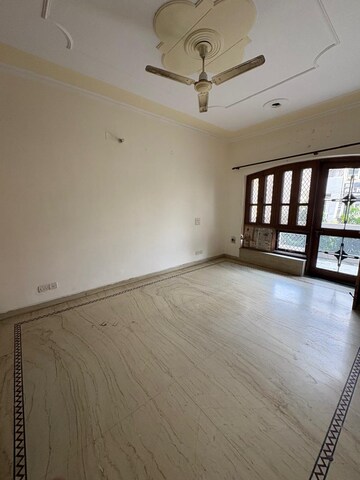 Room in 3 BHK Apartment at NDA Rail Vihar, Sector 33 – for Rent