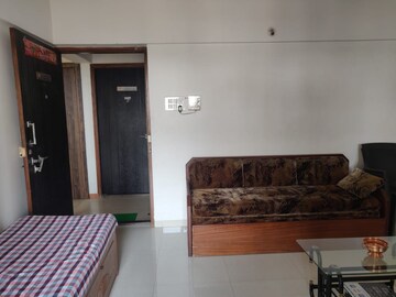 Bedroom in 2 BHK Apartment at Geeta Gold Fusion, Kharadi – for Rent