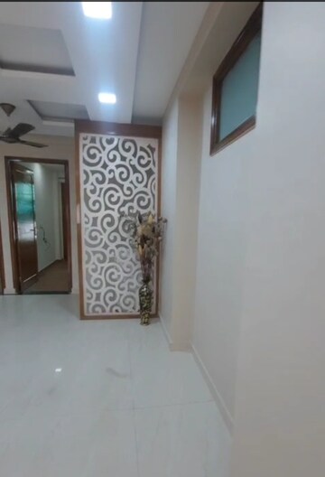 Living Room in 3 BHK Builder Floor at Parklands, Sector 85 – for Rent