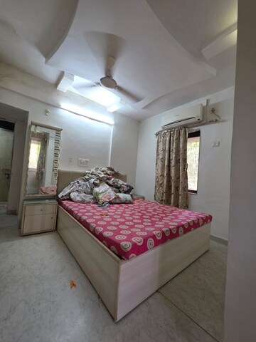 Bedroom in 2 BHK Apartment at Noble Apartments, Santacruz East – for Rent