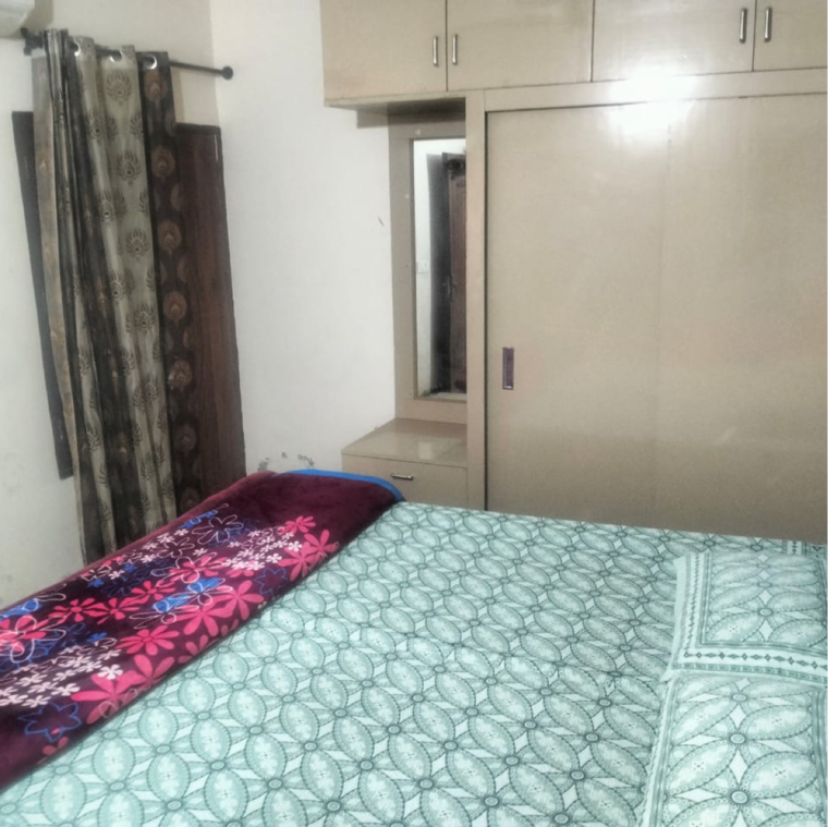 Bedroom, sector 127 1 Bedroom 650 Sq.Ft. Builder Floor In Sector 127 Mohali 9278980