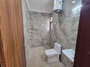 Bathroom in 1 BHK Builder Floor at Saket – for Rent