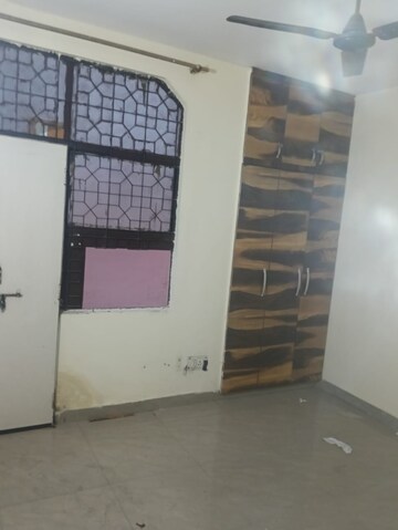 Staircase in 2 BHK Builder Floor at RWA Apartments Sector 26, Sector 26 – for Rent