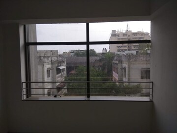 Room in  Office Space at Ambawadi – for Rent
