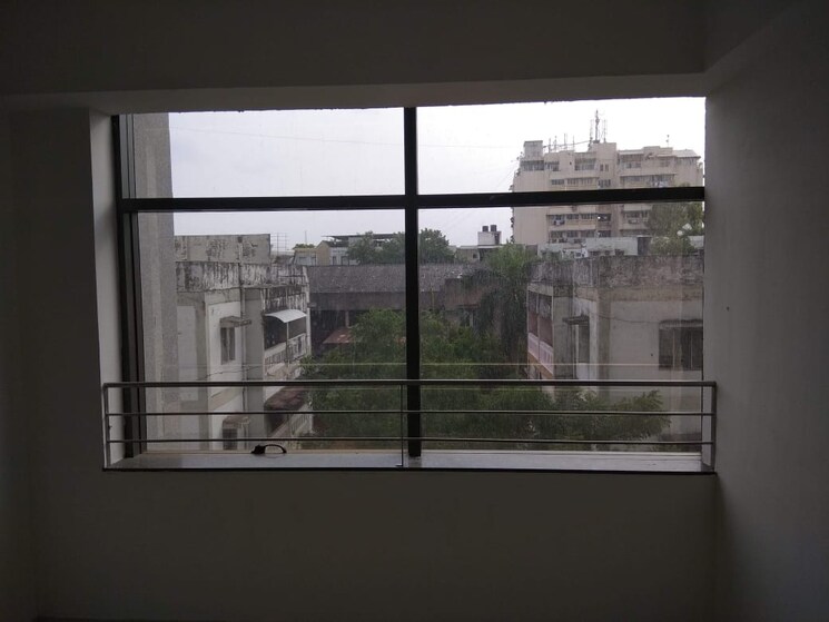 Room, ambawadi Commercial Office Space 823 Sq.Ft. In Ambawadi Ahmedabad 9279001