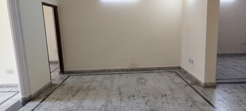 Room in 3 BHK Independent House at RWA Apartments Sector 50, Sector 50 – for Rent