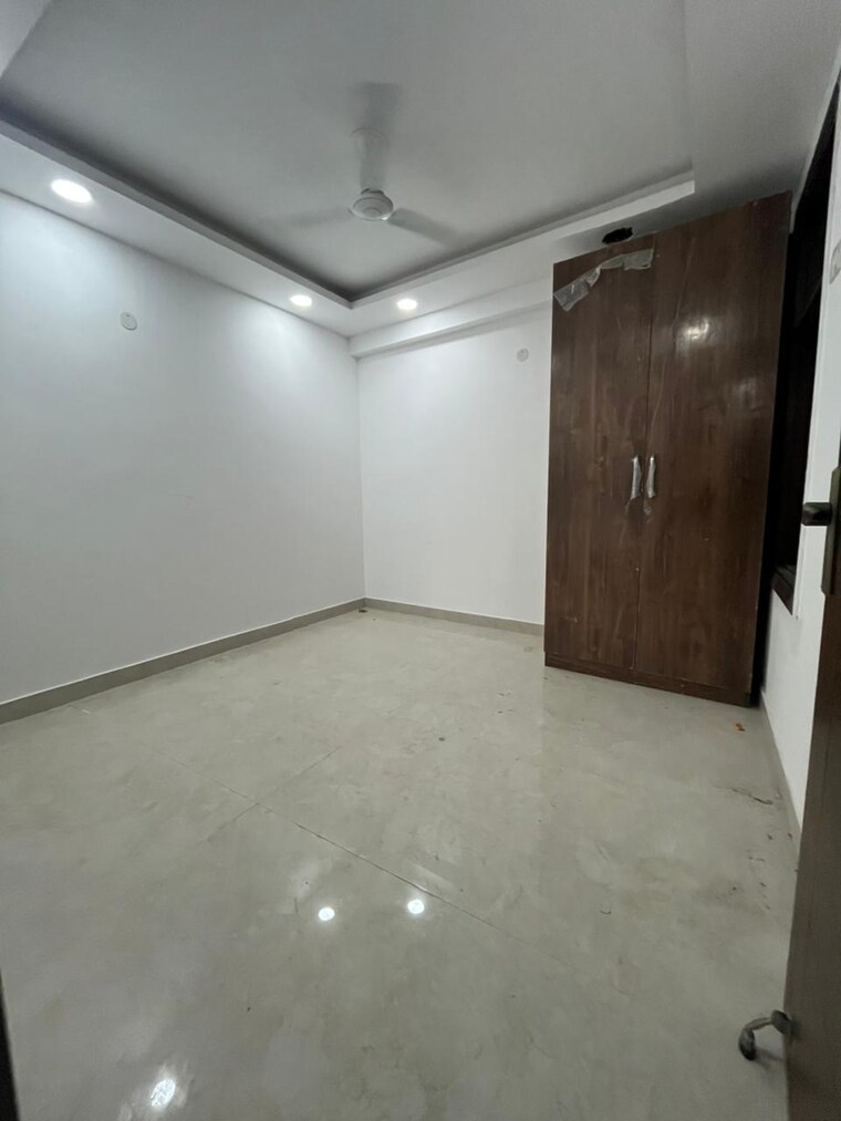 Room, saket 2 Bedroom 850 Sq.Ft. Builder Floor In Saket Delhi 9279147