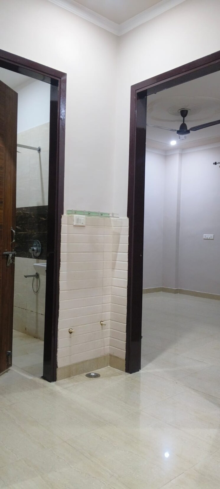 Room, faoa 2 Bedroom 70 Sq.Yd. Builder Floor In Sector 53 Gurgaon 9279086
