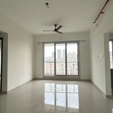 Room in 2 BHK Apartment at Rosa Manhattan, Anu Nagar – for Rent