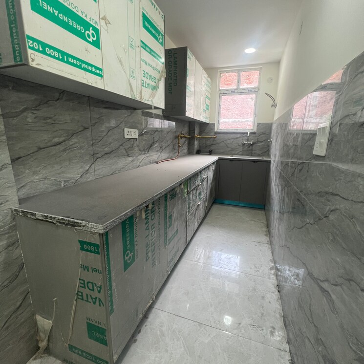 Kitchen, chattarpur 3 Bedroom 120 Sq.Yd. Builder Floor In Chattarpur Delhi 9279110