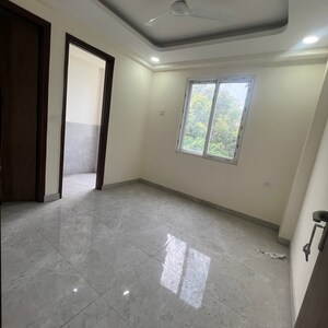 Room in 3 BHK Builder Floor at Chattarpur – for Sale