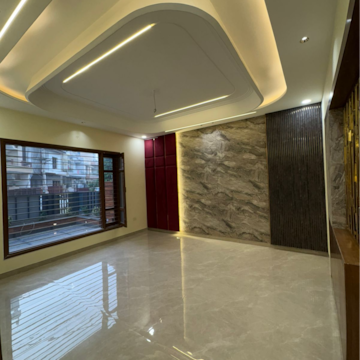 Room in 4 BHK Independent House at Sunny Enclave – for Sale