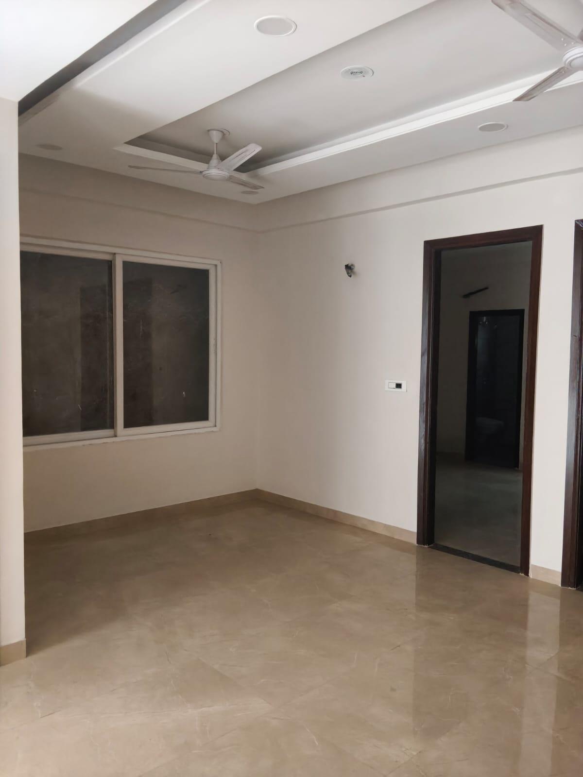 3 BHK Apartment For Rent in VIP Road