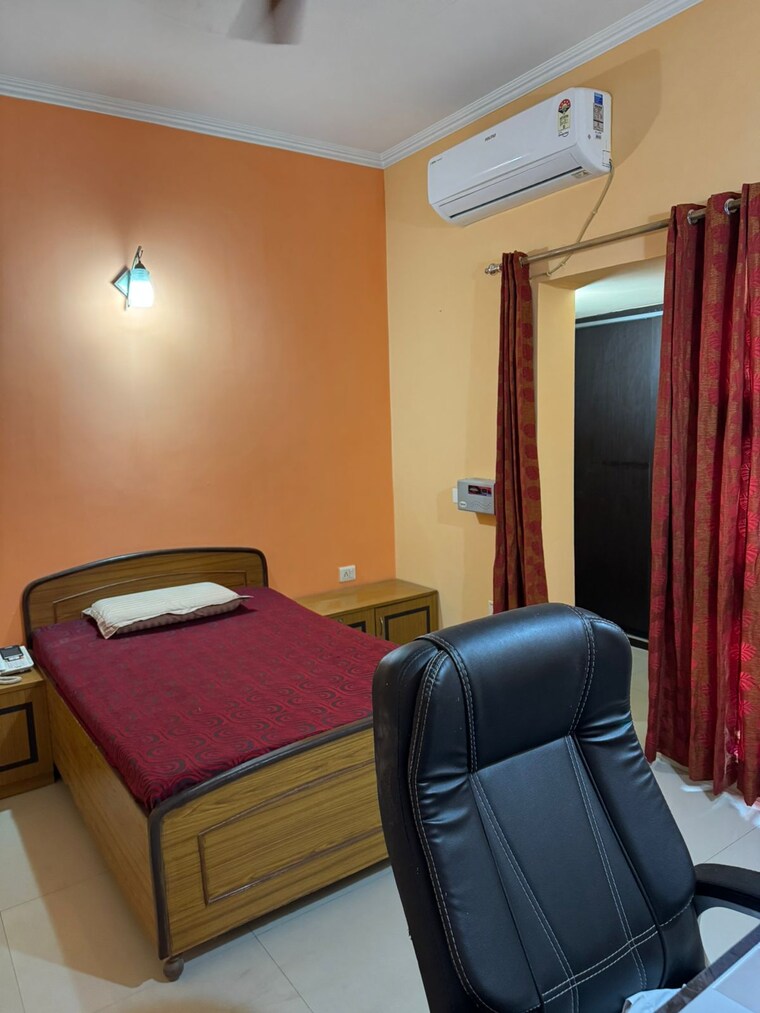 Team Area, omaxe-designer-villas-mayfield-garden 2 Bedroom 1268 Sq.Ft. Builder Floor In Sector 51 Gurgaon 9279114